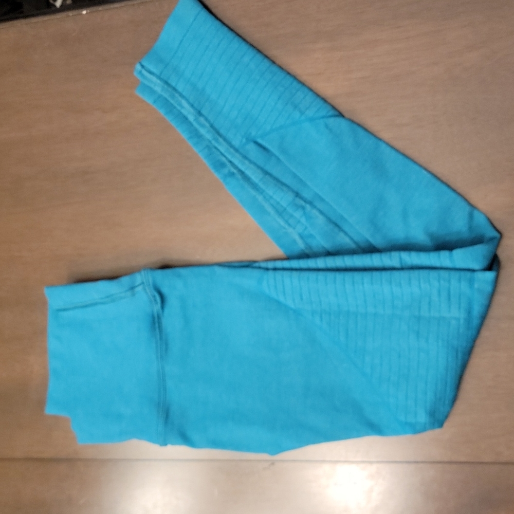 ALPHALETE LEGGINGS